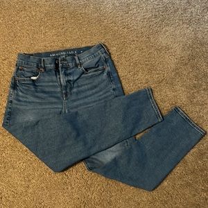 American Eagle 90’s Jeans